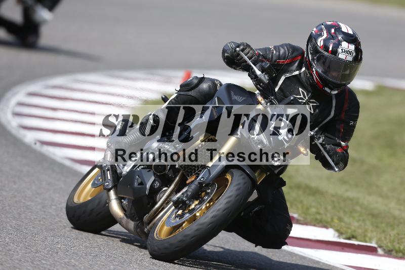 /Archiv-2025/49 26.08.2025 Cornu Master School ADR/blau-bleu/29